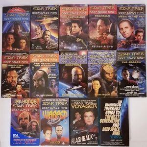 STAR TREK Deep Space Nine / Voyager Book LOT OF 14 Books #2,6,9-11,15,17+ MORE